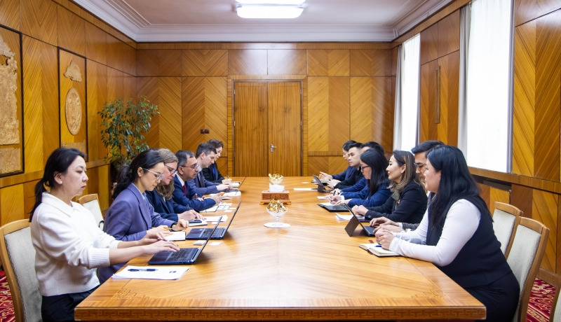 Азийн хөгжлийн банк төр, хувийн хэвшлийн түншлэлийн тогтолцоог бэхжүүлэхэд дэмжлэг үзүүлнэ